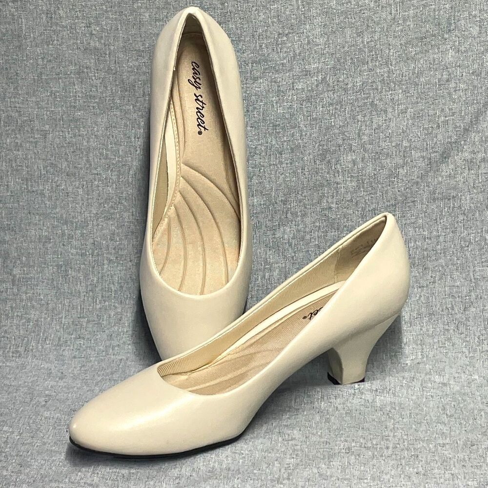 Easy Street Beige Mid Heel Pumps Women’s Size 11N Comfort Dress Shoes NWOT